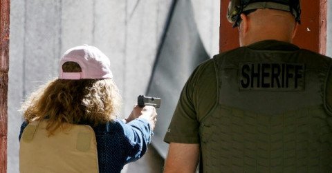 Tennessee Gov. Signs Bill Allowing Teachers to Carry Concealed Guns