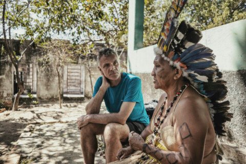 Dom Phillips’ posthumous book centers on collaborative work for saving the Amazon