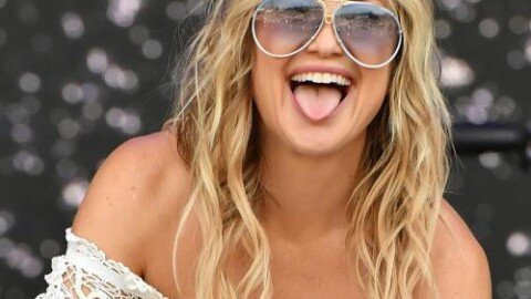 Kate Hudson encouraged to ‘divorce’ her parents to further her career
