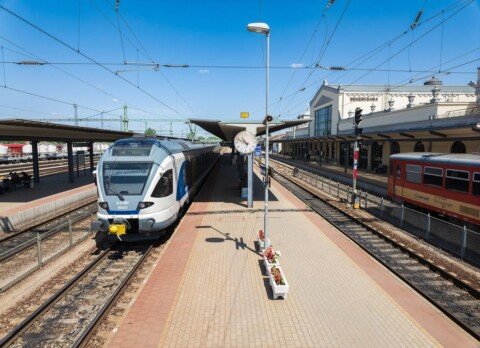 Hungarian state railways and government pleased: “Only” 2,800 trains delayed in the past three weeks