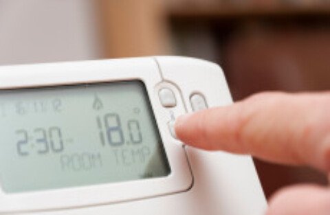 It’s getting colder, so here are some expert tips to help you save on energy costs this winter