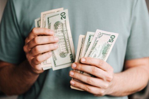 8 Smart Money Hacks Every Student Abroad Should Know