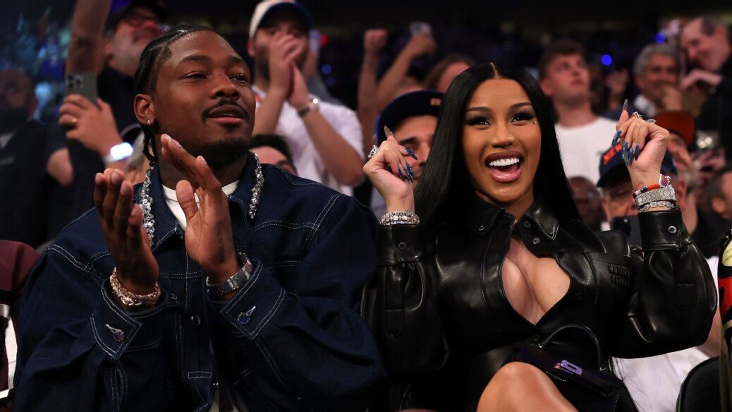 Cardi B announces she, Stefon Diggs are expecting a child