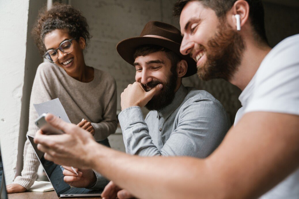 7 Innovative Examples of Professional Training to Elevate Your Team