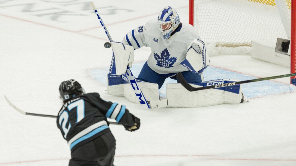 Maple Leafs’ four-game win streak snapped with loss to Mammoth