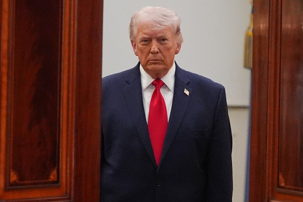 This Is Trump’s Only Comment as Second U.S. Plane Crashes in Iran War