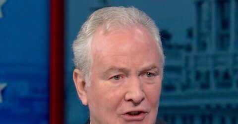 Van Hollen: Dems Have Midterm ‘Momentum’ to Beat Trump’s ‘Personality Cult’