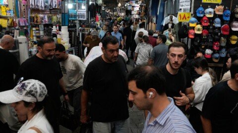Houthis claim attacks on Saudi oil facility and Yemeni port, and other Mideast news