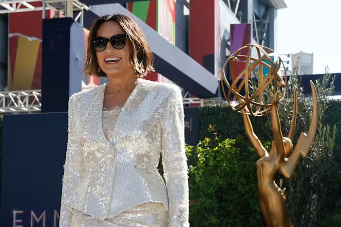 The Pitt Eyes a Repeat as Widow’s Bay Chases an Emmy Wave