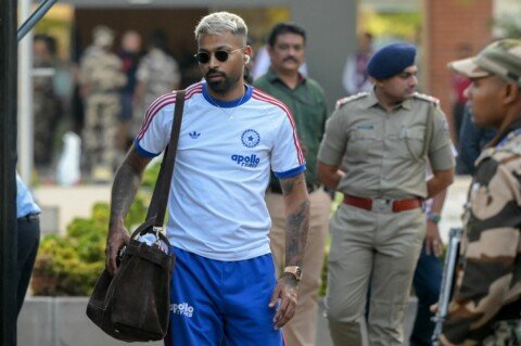 ‘He cannot bowl ten overs yet’
